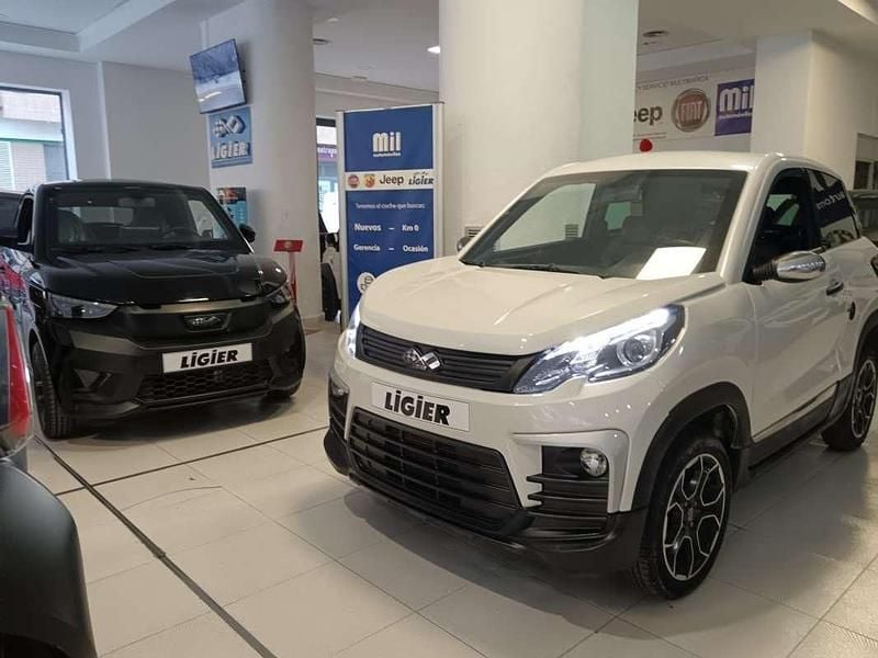 Usado Ligier JS60 11 CV (8 kW) 2021 Blanco Utilitario