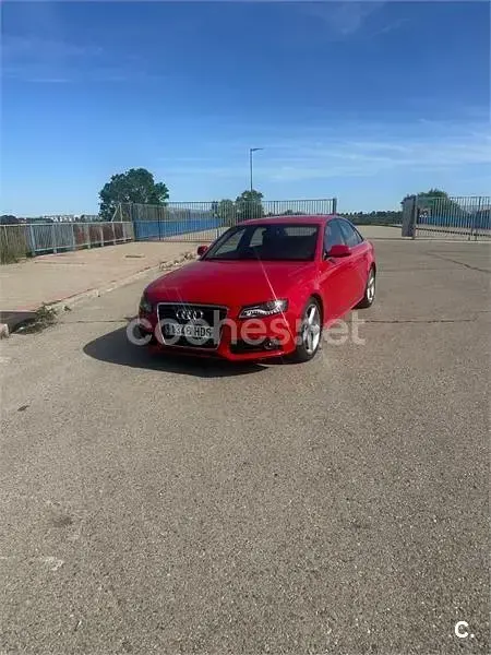 Usado Audi A4 S-Line 180 CV (132 kW) 2011 Rojo Berlina