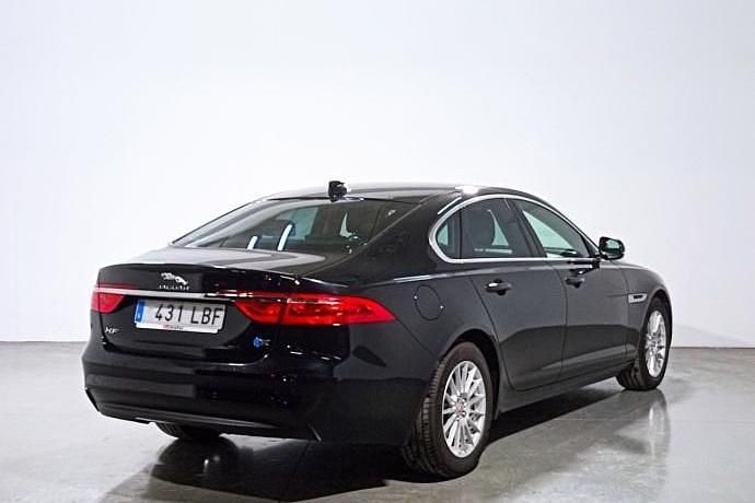 Usado Jaguar XF Prestige 163 CV (119 kW) 2016 Berlina