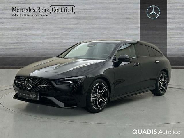 Usado Mercedes CLA200 Shooting Brake AMG line 150 CV (110 kW) 2024 Negro Familiar