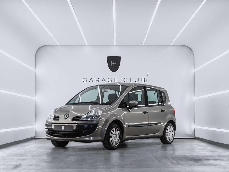 Beige Usado 2010 Renault Modus Authentique Monovolumen | 5999 € (Un poco caro) - Imagen 1/4