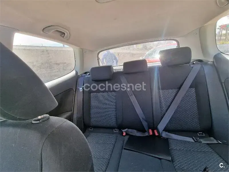 Usado VW Golf VI Advance 105 CV (77 kW) 2010 Negro Utilitario