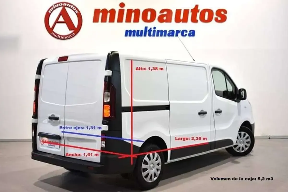 Usado Renault Trafic 120 CV (88 kW) 2021 Blanco Monovolumen