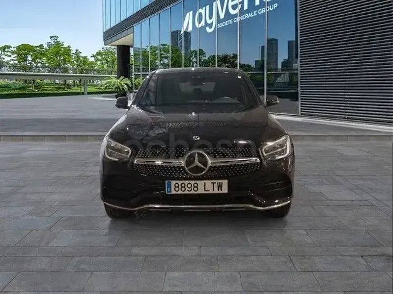 Usado Mercedes GLC300e 321 CV (236 kW) 2021 Negro SUV