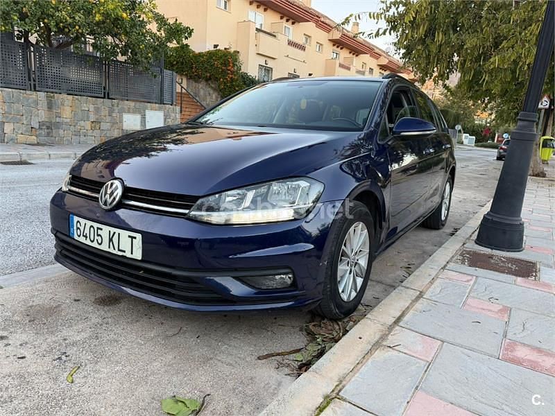 Azul Usado 2018 VW Golf VII Advance Familiar | 8500 € (Buen precio) - Imagen 1/4