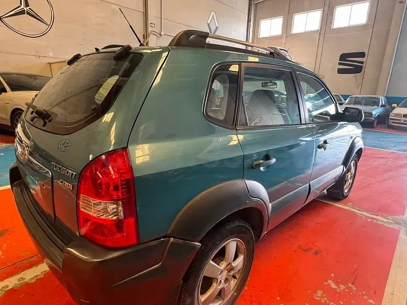 Usado Hyundai Tucson Comfort 112 CV (82 kW) 2004 Verde SUV