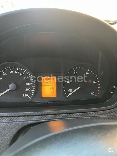 Usado Mercedes Vito Marco Polo 88 CV (64 kW) 2014 Negro Van