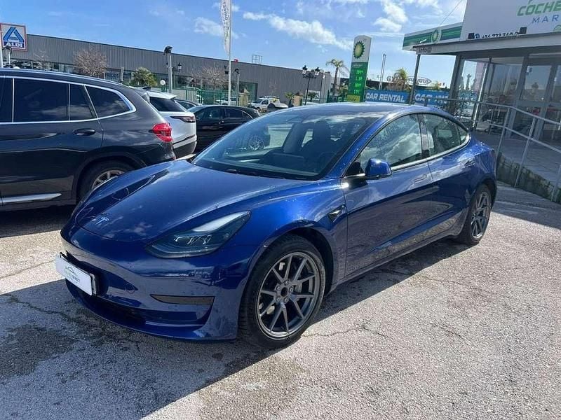 Usado Tesla Model 3 Standard Range 239 kW (325 CV) 2022 Azul Berlina