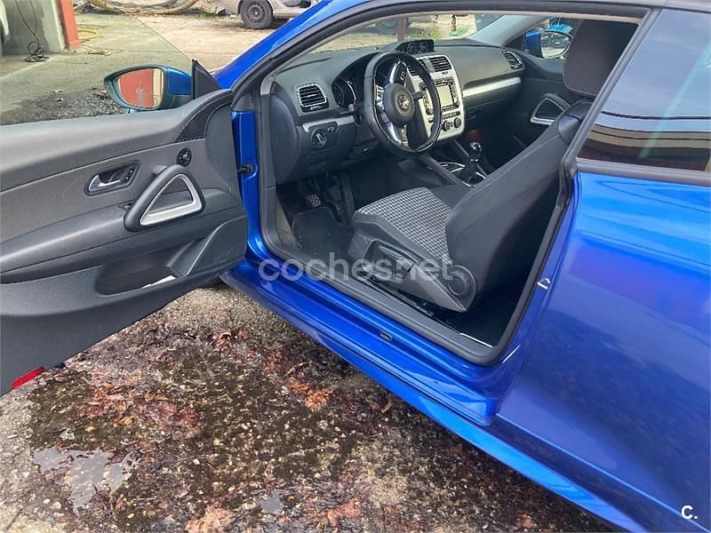 Usado VW Scirocco R-line 150 CV (110 kW) 2015 Azul Coupe