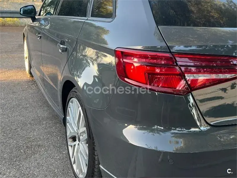 Usado Audi A3 S-Line 150 CV (110 kW) 2017 Gris / plata Berlina