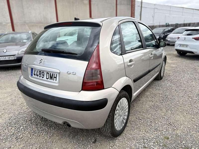 Usado Citroën C3 Furio 68 CV (50 kW) 2005 Beige Utilitario