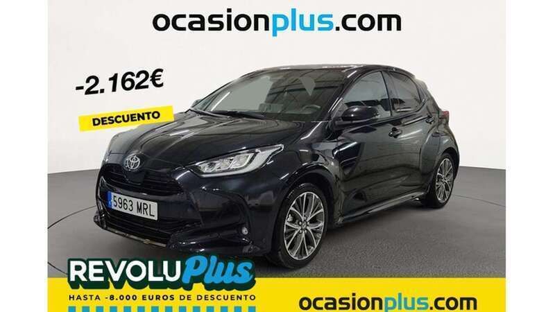 Negro Usado 2024 Toyota Yaris Hybrid Style Utilitario | 21.628 € (Precio justo) - Imagen 1/4