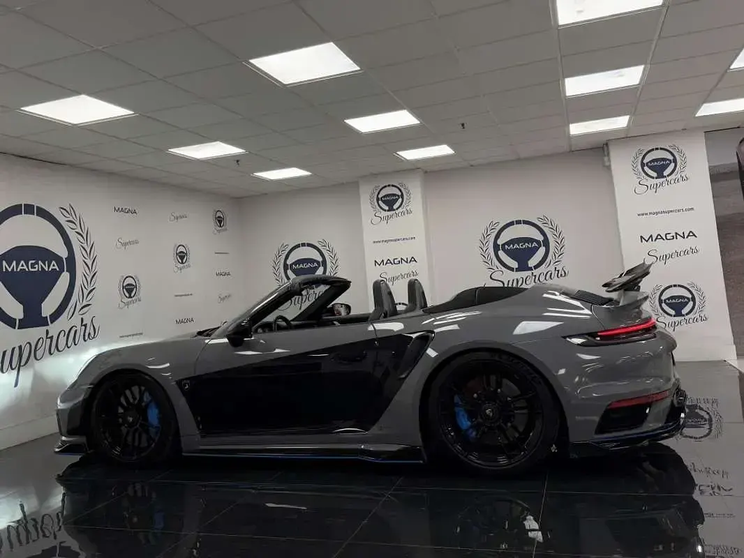 Usado Porsche 992 650 CV (478 kW) 2021 Negro Descapotable