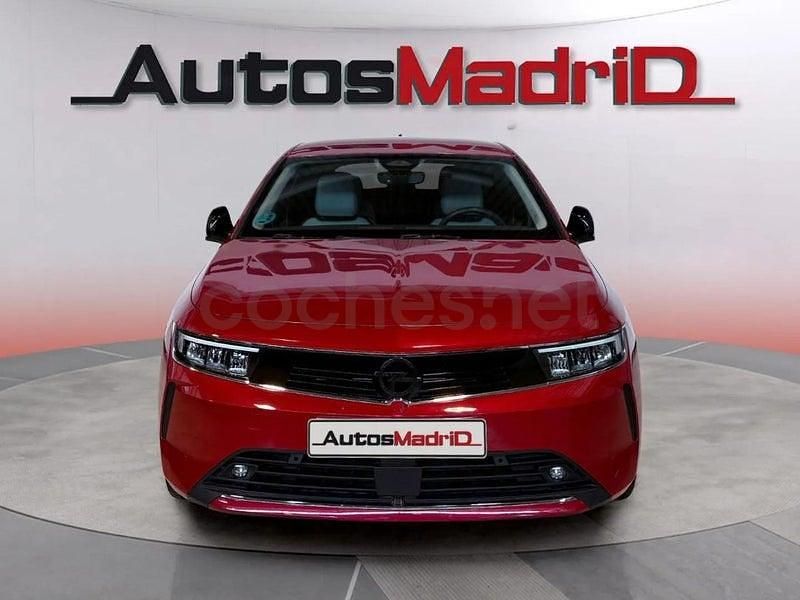Usado Opel Astra Elegance 130 CV (95 kW) 2023 Rojo Berlina