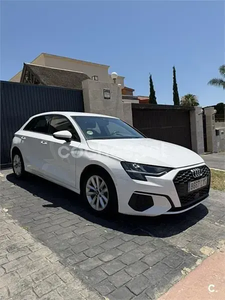 Usado Audi A3 Advanced Plus 110 CV (80 kW) 2021 Blanco Berlina