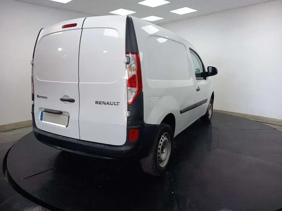 Usado Renault Kangoo 75 CV (55 kW) 2019 Blanco Monovolumen
