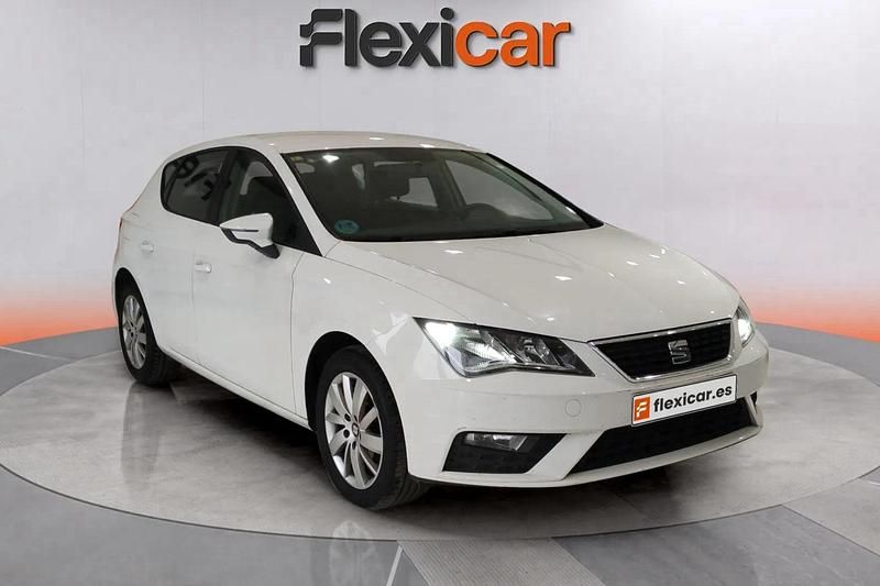 Blanco Usado 2018 Seat Leon Reference Berlina | 12.790 € (Precio justo) - Imagen 1/4