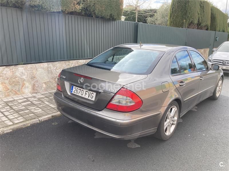 Marrón Usado 2007 Mercedes E280 Avantgarde Berlina | 8500 € (Precio justo) - Imagen 1/4