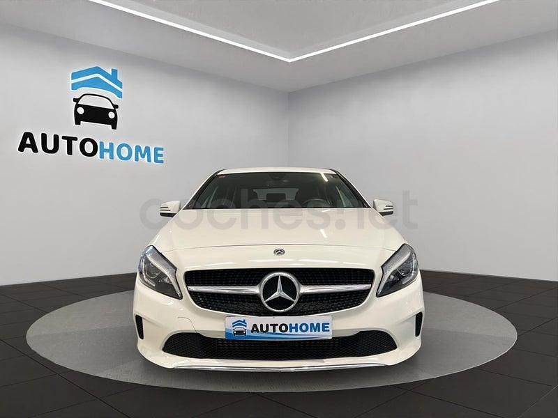 Usado Mercedes A200 136 CV (100 kW) 2017 Blanco Berlina