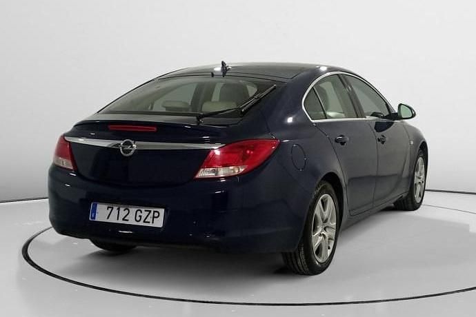 Usado Opel Insignia Edition 131 CV (96 kW) 2010