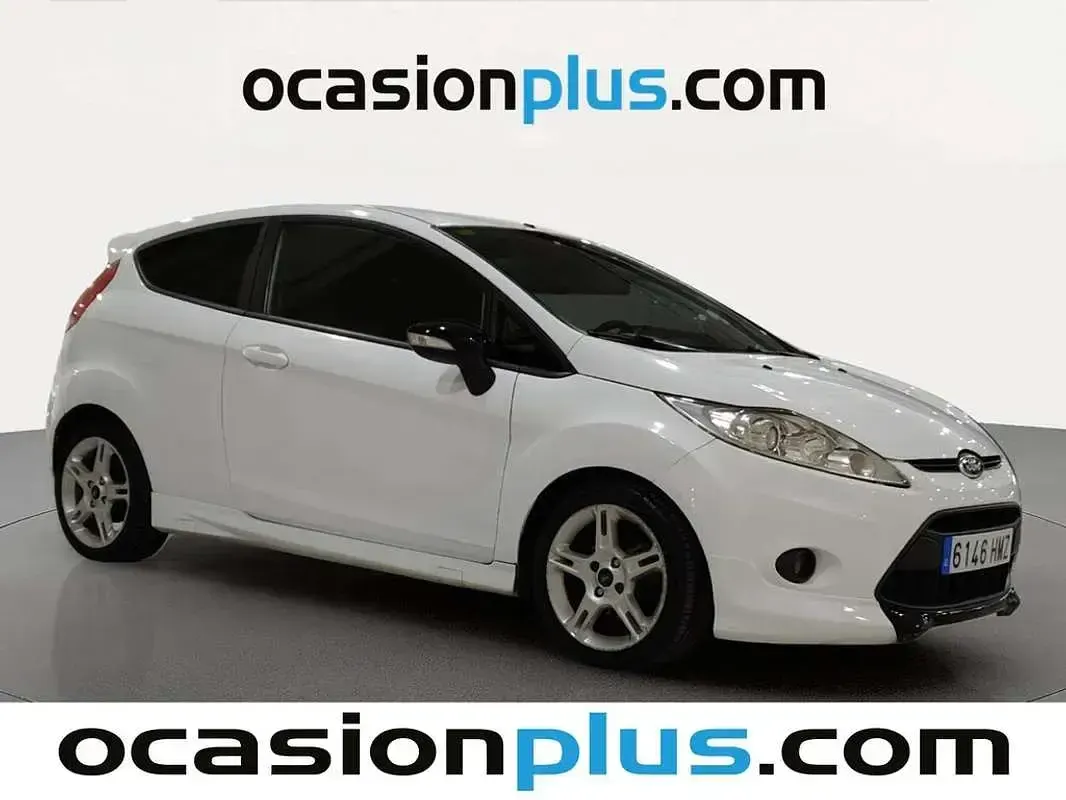 Usado Ford Fiesta Sport 95 CV (69 kW) 2012 Blanco Utilitario