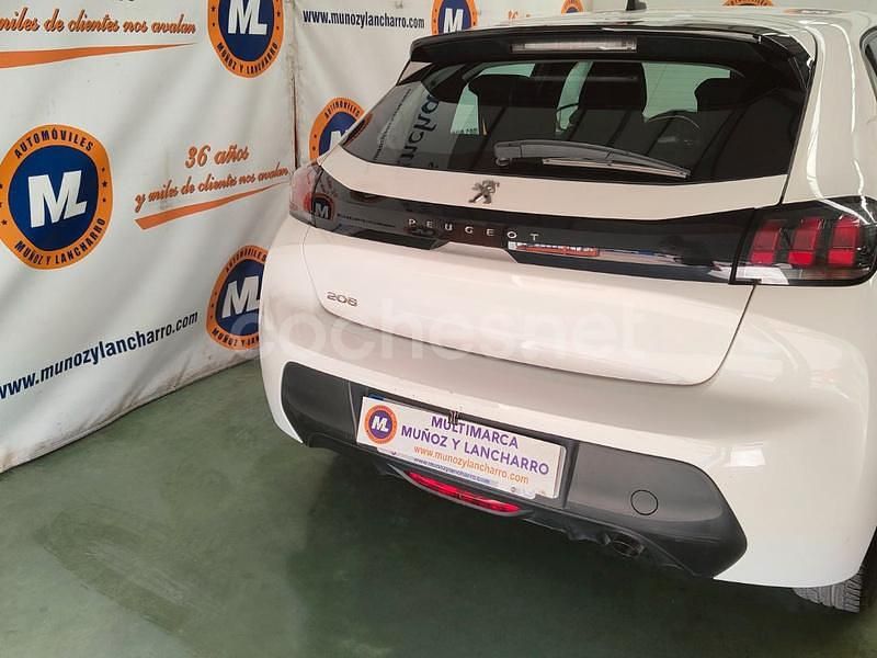 Usado Peugeot 208 Active 100 CV (73 kW) 2022 Blanco Utilitario