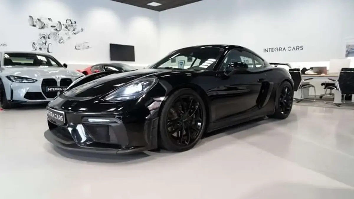 Usado Porsche 718 Cayman GT4 426 CV (313 kW) 2021 Negro Coupe