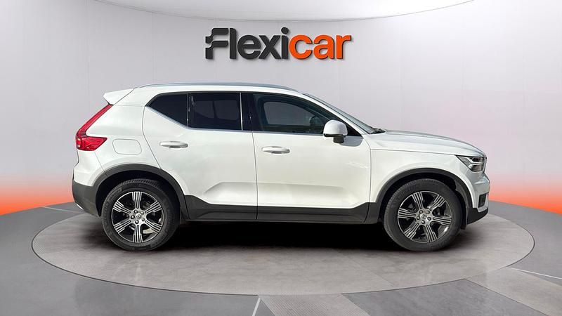 Usado Volvo XC40 Momentum 150 CV (110 kW) 2019 Blanco SUV