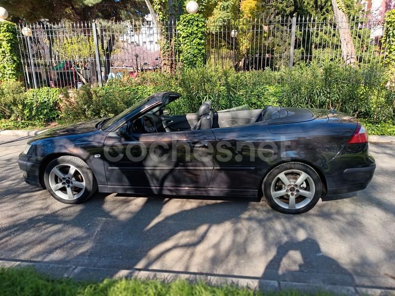 Negro Usado 2005 Saab 9-3 Cabriolet Vector Descapotable | 8400 € (Caro) - Imagen 1/4