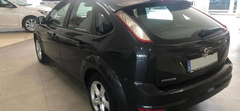 Brugt Ford Focus Trend 109 HK (80 kW) 2010 Blå Sedan