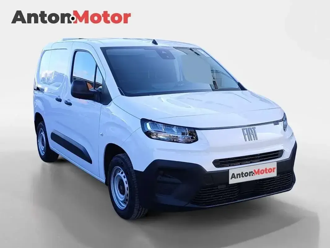Nuevo Fiat Doblò 101 CV (74 kW) 2026 Blanco Monovolumen