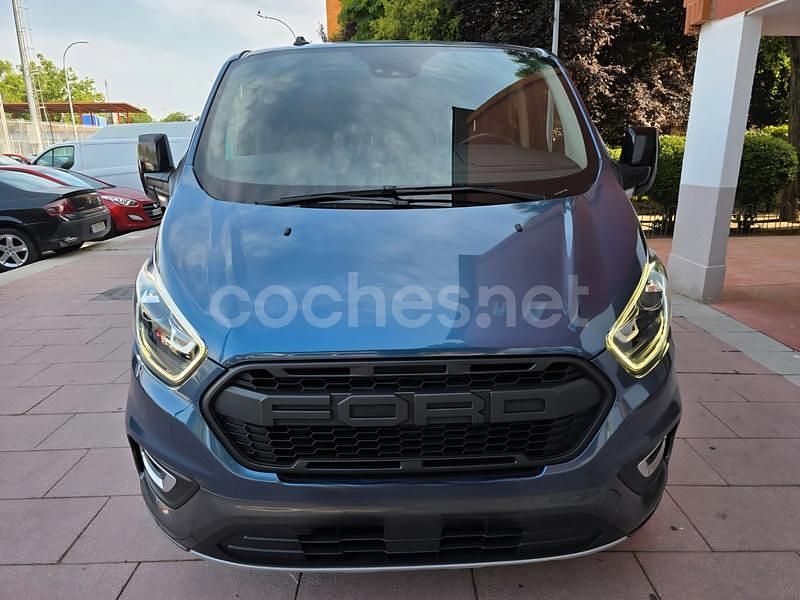 Usado Ford Tourneo Active 185 CV (136 kW) 2021 Gris / plata Monovolumen