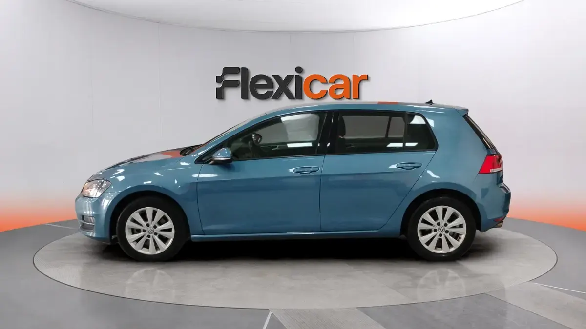 Usado VW Golf VII Advance 116 CV (85 kW) 2017 Azul Utilitario