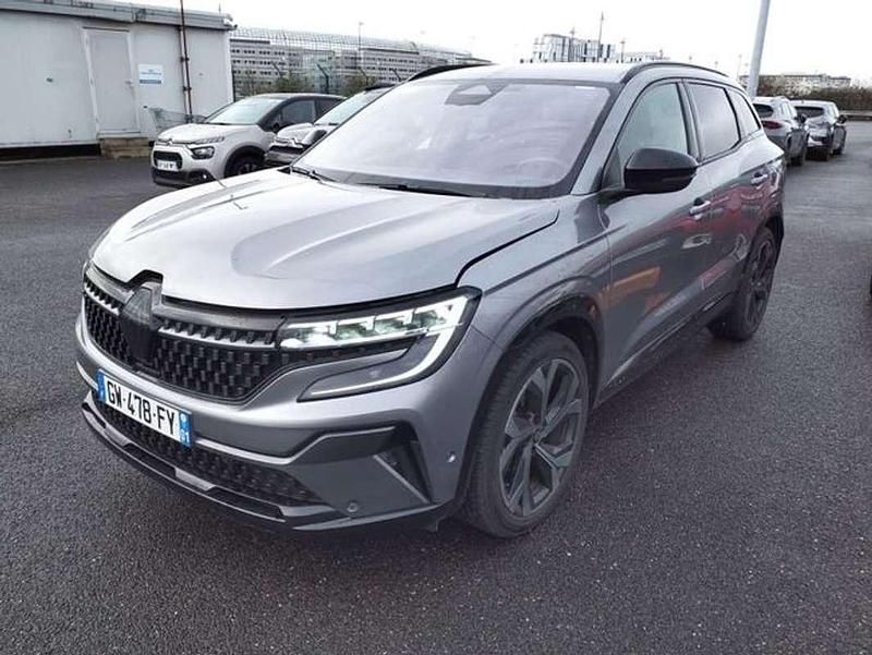 Usado Renault Austral Techno 160 CV (117 kW) 2024 Plateado SUV