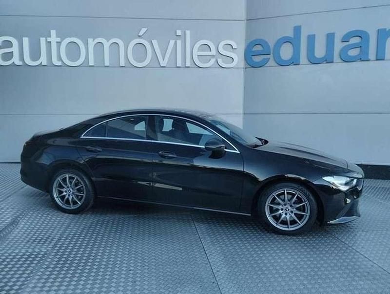 Negro Usado 2021 Mercedes CLA220 Berlina | 28.500 € (Super precio) - Imagen 1/4
