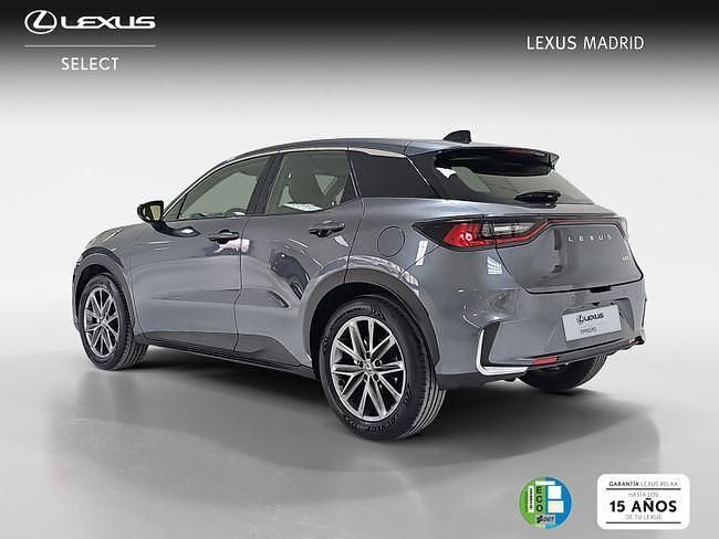 Usado Lexus LBX 136 CV (100 kW) 2025 Gris SUV