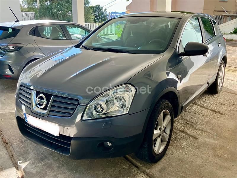 Usado Nissan Qashqai +2 Tekna 140 CV (102 kW) 2008 Gris / plata SUV