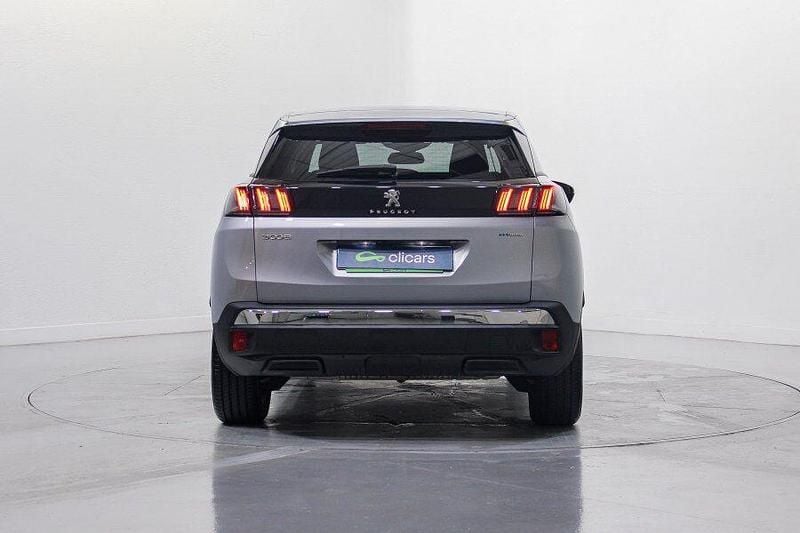 Usado Peugeot 3008 Allure 180 CV (132 kW) 2024 Gris SUV