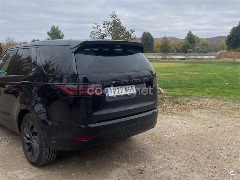 Usado Land Rover Discovery 5 R-Dynamic 249 CV (183 kW) 2023 Negro SUV