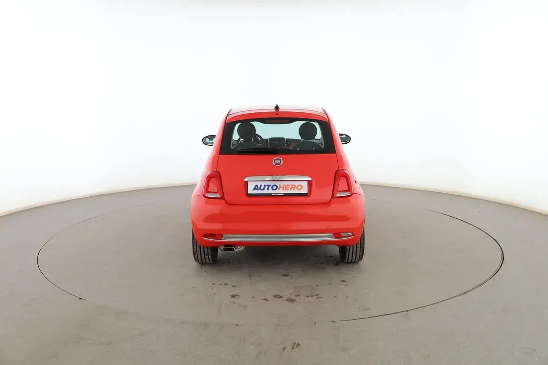 Usado Fiat 500 Lounge 70 CV (51 kW) 2016 Rojo Berlina