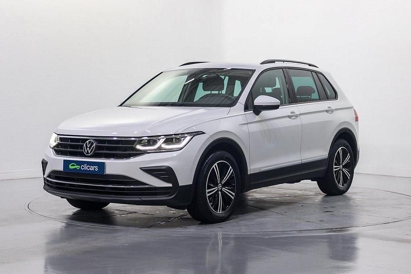 Usado VW Tiguan Life 123 CV (90 kW) 2022 Blanco SUV