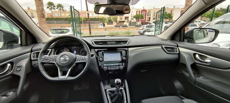 Usado Nissan Qashqai N-Connecta 116 CV (85 kW) 2018 Blanco SUV