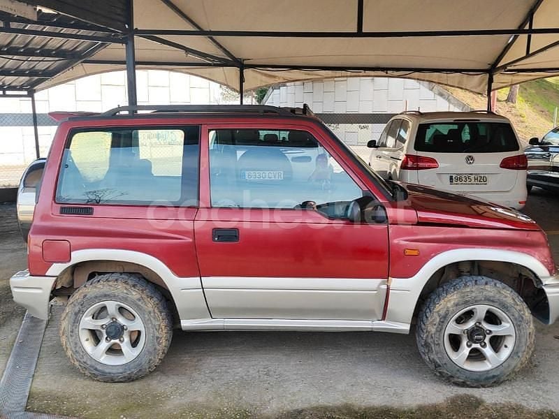 Usado Suzuki Vitara 90 CV (66 kW) 2002 Rojo SUV