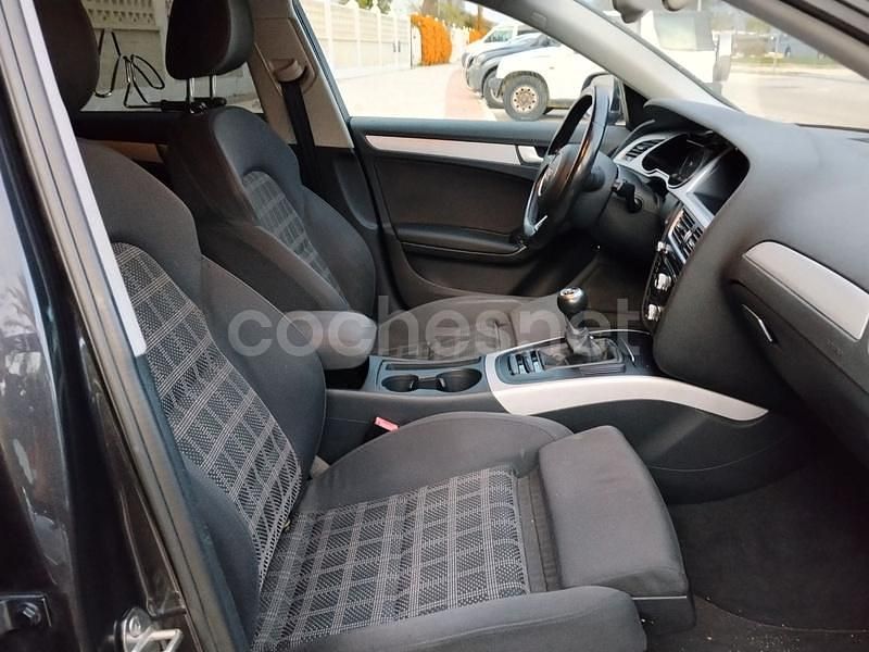 Usado Audi A4 S-Line 150 CV (110 kW) 2015 Gris / plata Berlina