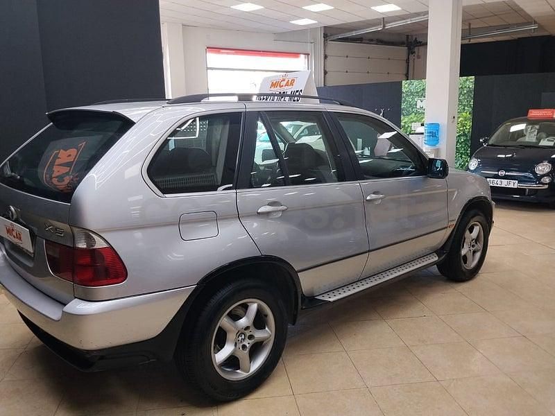Usado BMW X5 184 CV (135 kW) 2001 Gris / plata SUV