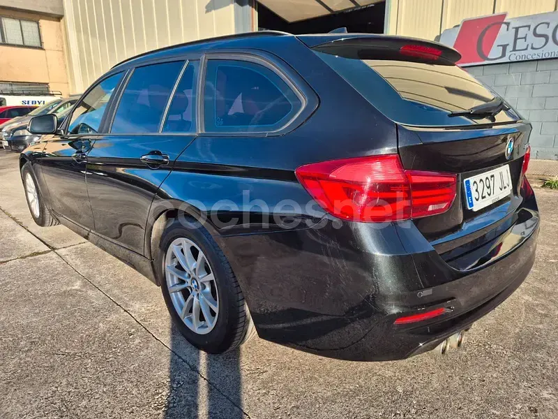 Usado BMW 320 Efficient Dynamics 163 CV (119 kW) 2016 Negro Familiar