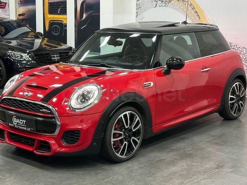 Usado Mini John Cooper Works 231 CV (169 kW) 2018 Rojo Utilitario