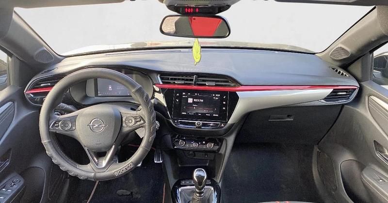 Usado Opel Corsa 100 CV (73 kW) 2023 Utilitario