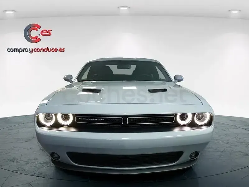 Usado Dodge Challenger SXT 309 CV (227 kW) 2022 Gris / plata Coupe