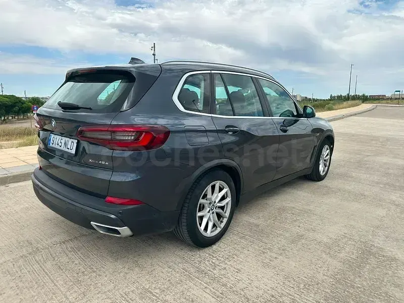 Usado BMW X5 Comfort Edition 394 CV (289 kW) 2021 Gris / plata SUV